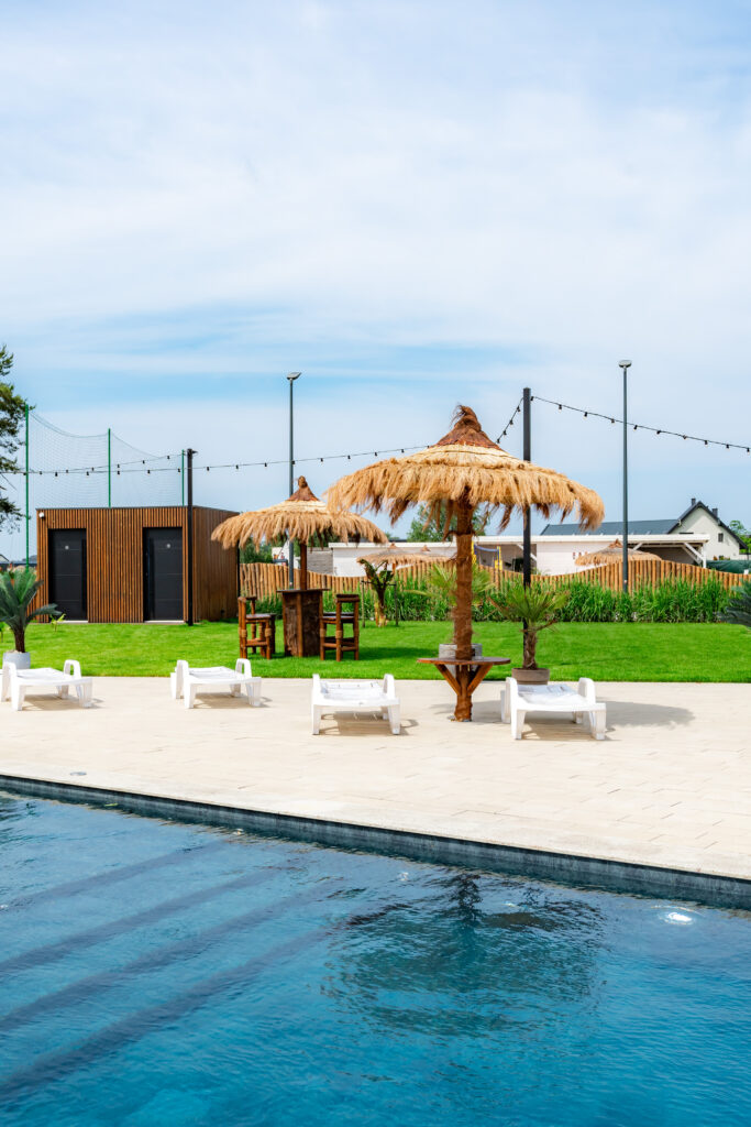 basen, parasol, relax, wc piaskowa 11 Łeba