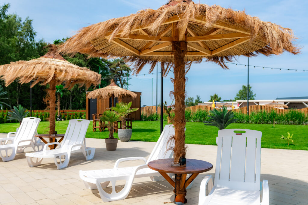 parasole hawajskie piaskowa11 Łeba